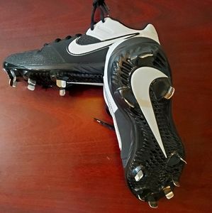 New Nike Baseball Cleats